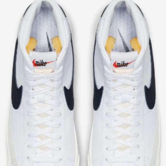 Nike Blazer Mid '77 Vintage Sneakers Athletic Gym Shoe Black White size 8.5 W - Picture 2 of 14